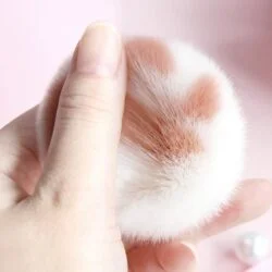 Alternative view of Cat Paw Makeup Brush