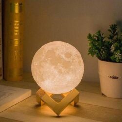 Alternative view of Original 3D Moon Light Lamp