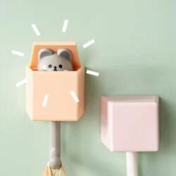 Alternative view of Peeping Cat Chick Hamster Wall Hook