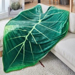 Realistic Giant Leaf Flannel Blanket